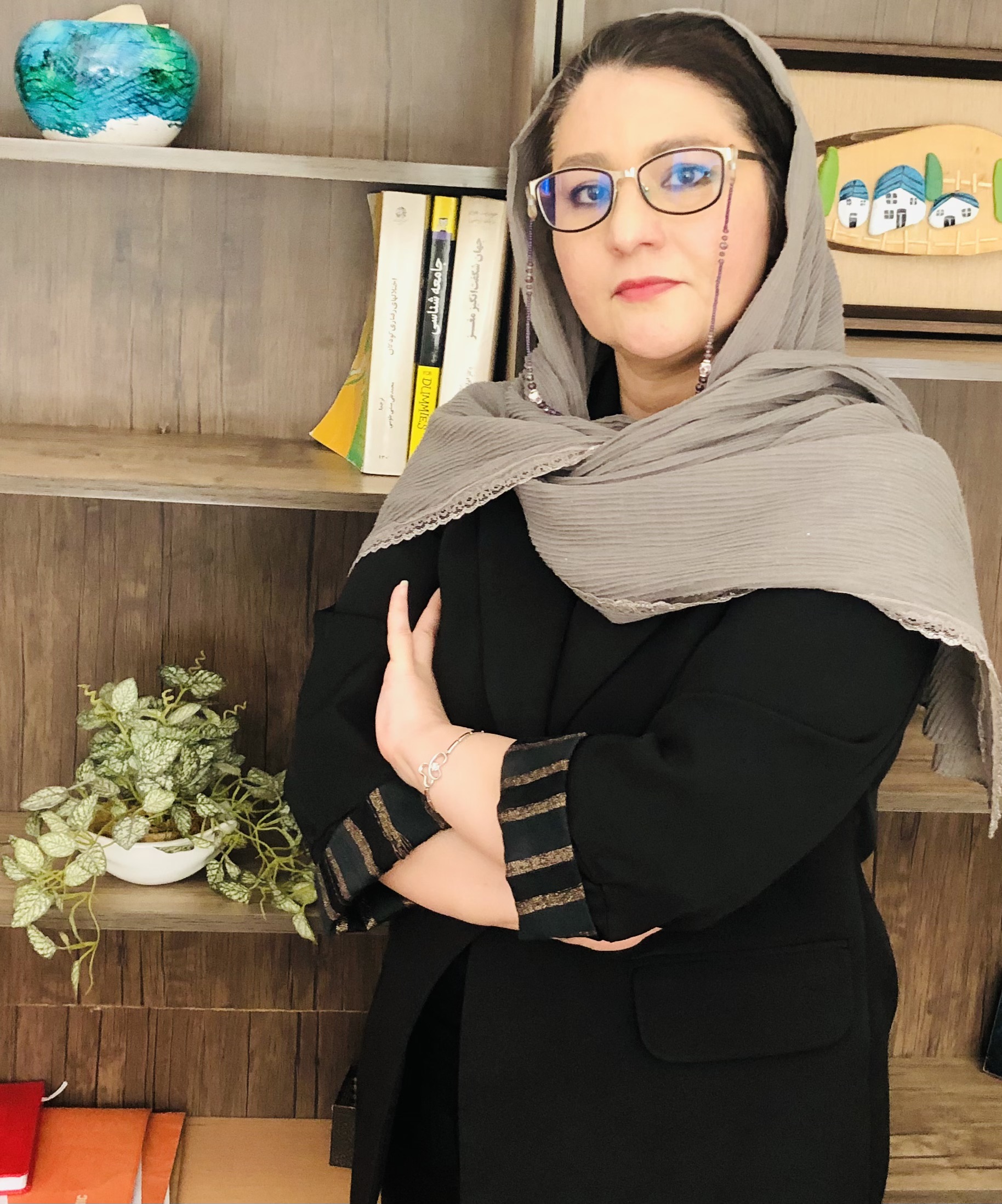 راضیه نجفی
